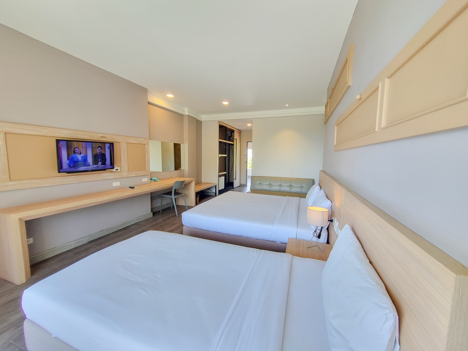 Deluxe Triple Room